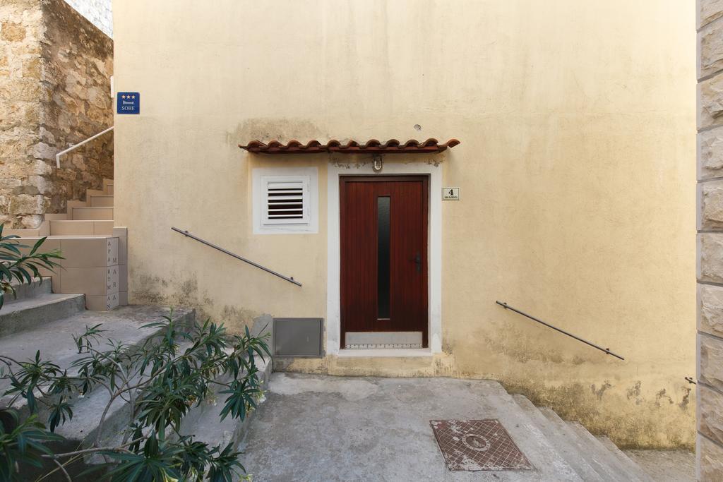 Apartment Dubica Hvar Town Exteriör bild